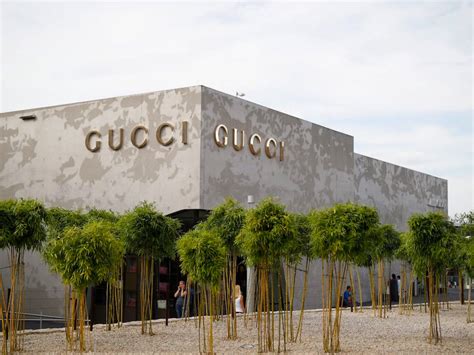 gucci production plant.